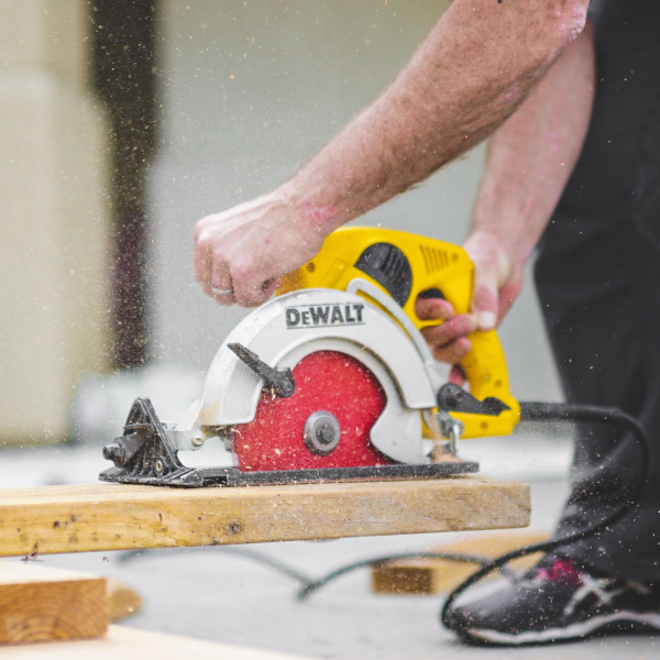 How Do You Find Affordable Handyman Services in Your Area?